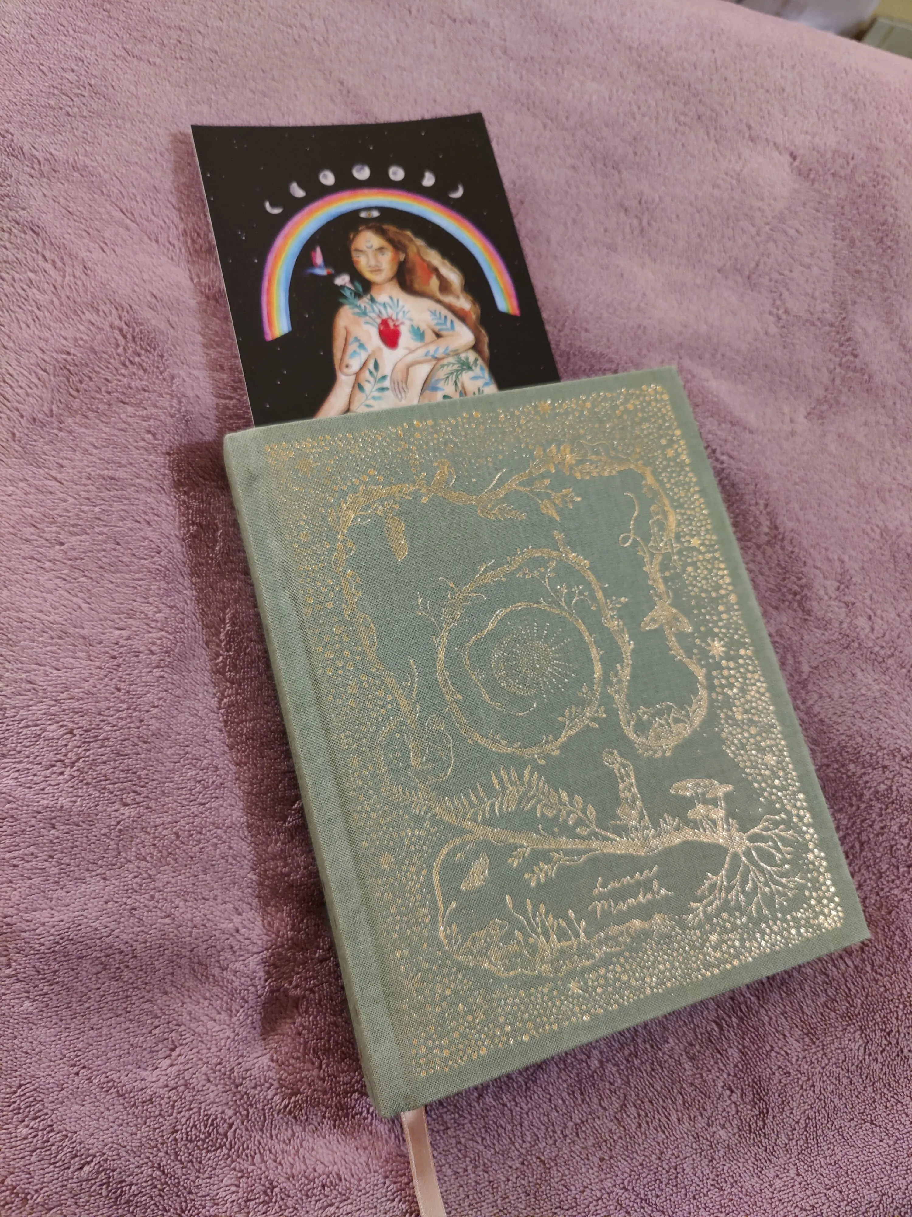 Mandala Lunar, a book-diary for women
